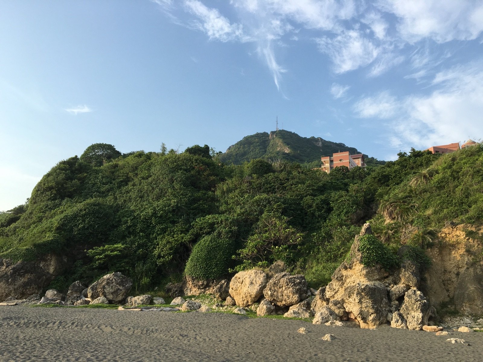 Secret Beach in Shizhiwan